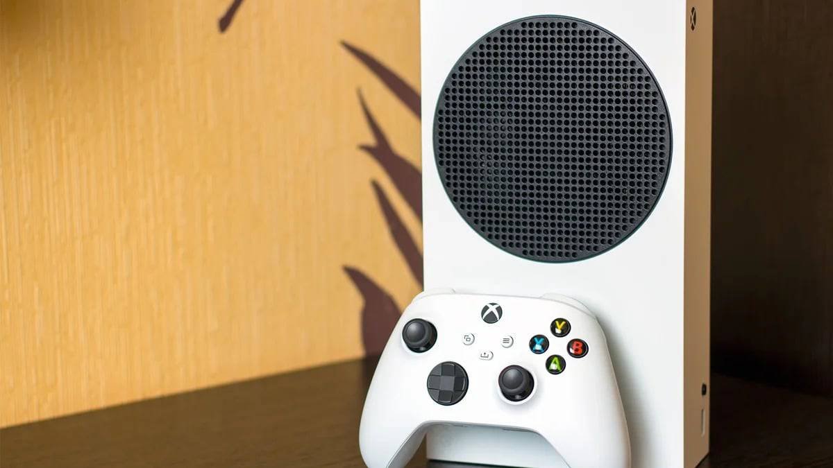 Microsoft says no current plans to raise Xbox console prices