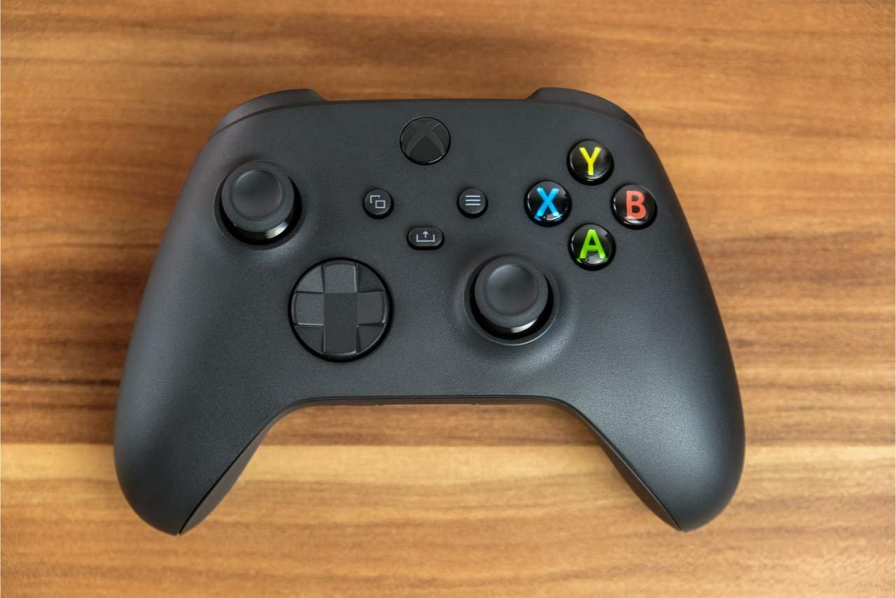 Xbox Series X controller showing wireless connection issue