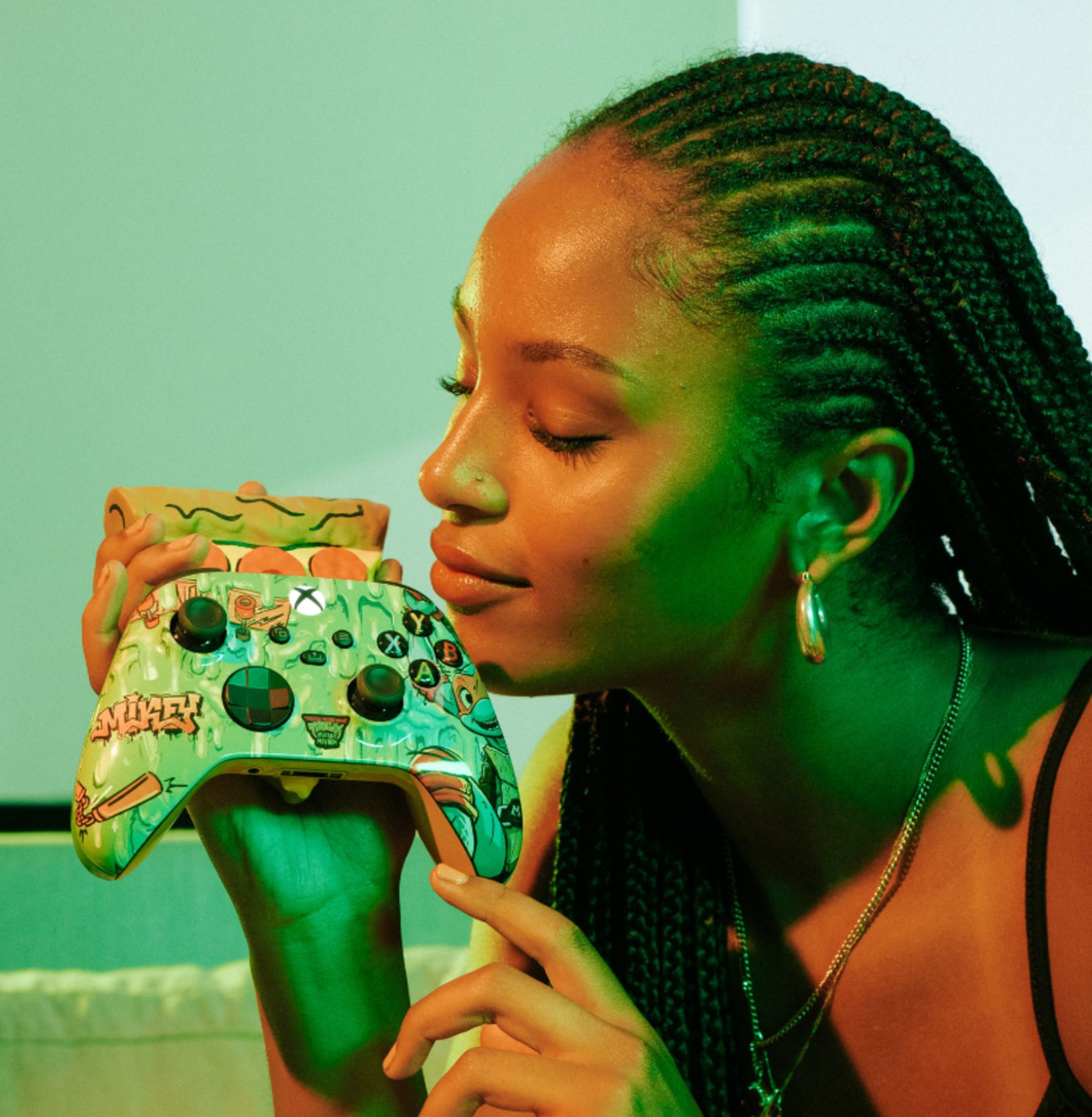 Xbox controller that smells like pizza debuts for TMNT film